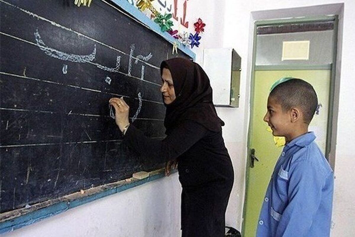 کمترین میزان حقوق یک معلم بعد از اجرای قانون رتبه‌بندی چقدر است؟