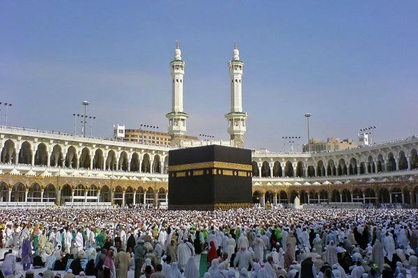 حجاج ایرانی راهی بیمارستان شدند