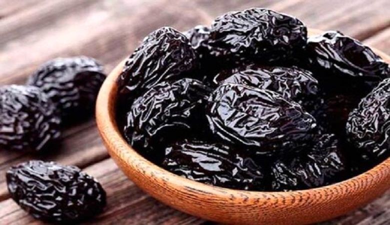این میوه قاتل پوکی استخوان است