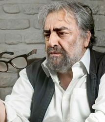 عکسی دیدنی از گیتی پاشایی در کنار مسعود کیمیایی و پسرشان پولاد