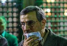 علت کبودی عجیب صورت احمدی نژاد اعلام شد+عکس