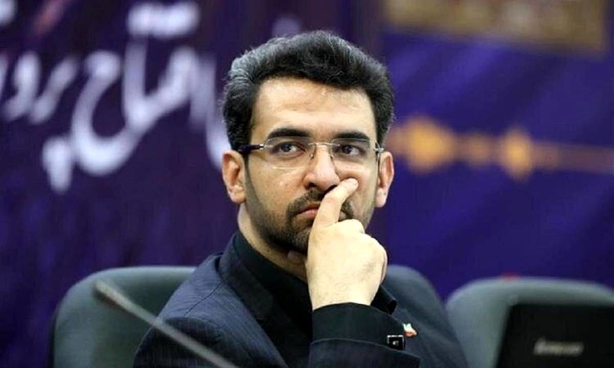 آذری جهرمی: در ایران هم تندرو داریم هم مخالف و حتی خائن