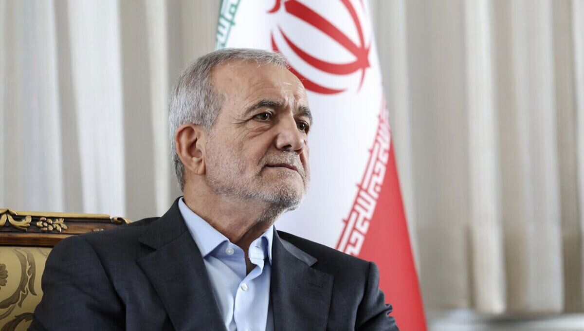 تجدید میثاق اعضای هیات دولت چهاردهم با آرمان‌های امام (ره) 