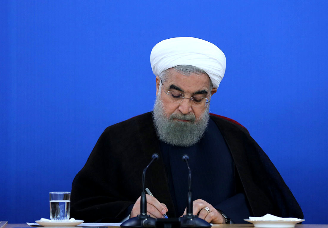 پیام تسلیت حسن روحانی به حجت‌الاسلام ناطق‌نوری و عباس آخوندی