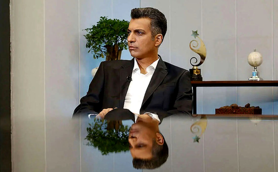 عکس یادگاری عادل و شاگردانش در دانشگاه شریف

