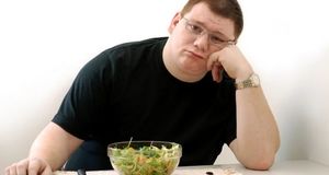 غذاهای دوست داشتنی که شما را چاق می کند