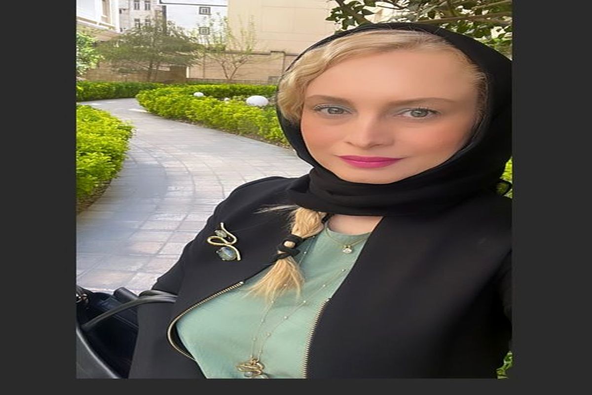 مریم کاویانی بعد از طلاق از آقای سیاستمدار خودش را شبیه 14ساله ها کرد!/ عکس
