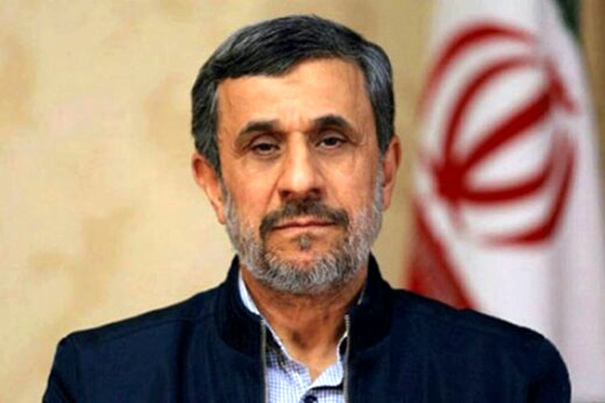 حضور احمدی نژاد با چهره جدیدش در دیدار با رهبری + عکس