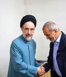 رئیس جمهور به عیادت سیدمحمد خاتمی رفت