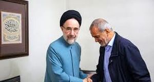 رئیس جمهور به عیادت سیدمحمد خاتمی رفت