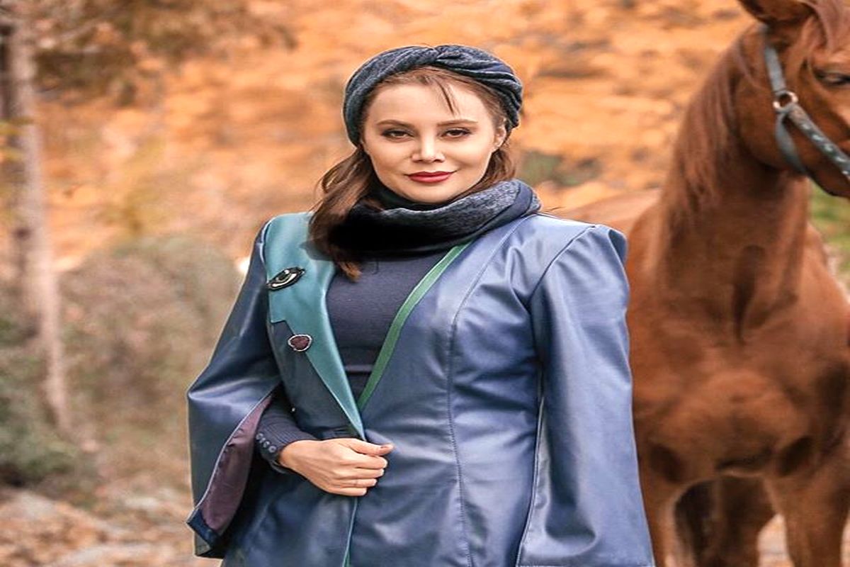 آرام جعفری در آغوش صمیمی خواننده غیرمجاز آنور آبی!/ عکس