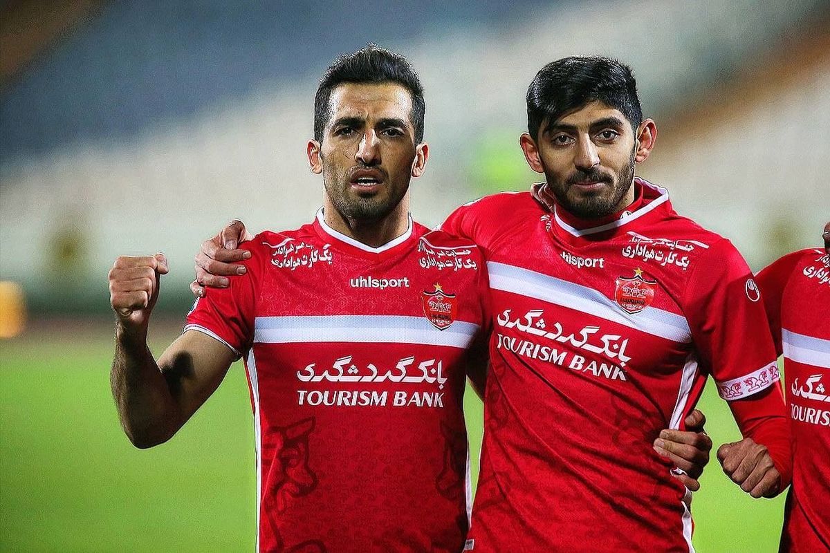 معاوضه جنجالی تراکتور و پرسپولیس؛ زنوزی همچنان روی حرفش است!