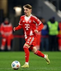 لنارت کارل:آرزوی من بازی در رئال‌مادرید است!