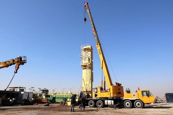 نصب نخستین سیستم فرازآوری مصنوعی در میدان نفتی سپهر و جفیر با موفقیت انجام شد