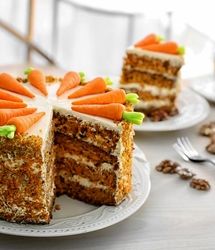 طرز پخت کیک هویج خانگی بدون فر+مواد لازم برای ۸ نفر