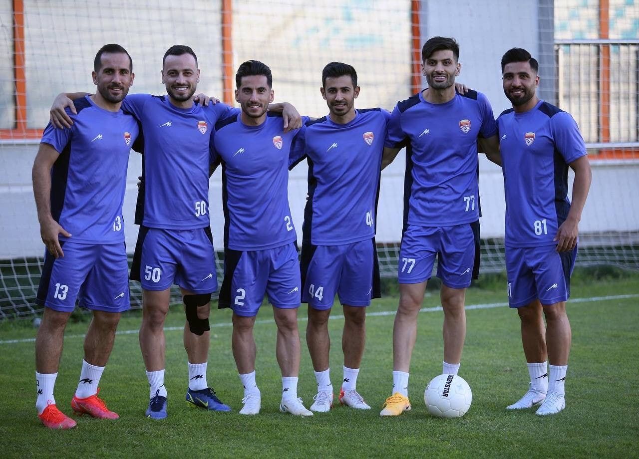 رکب فولاد به نکونام!