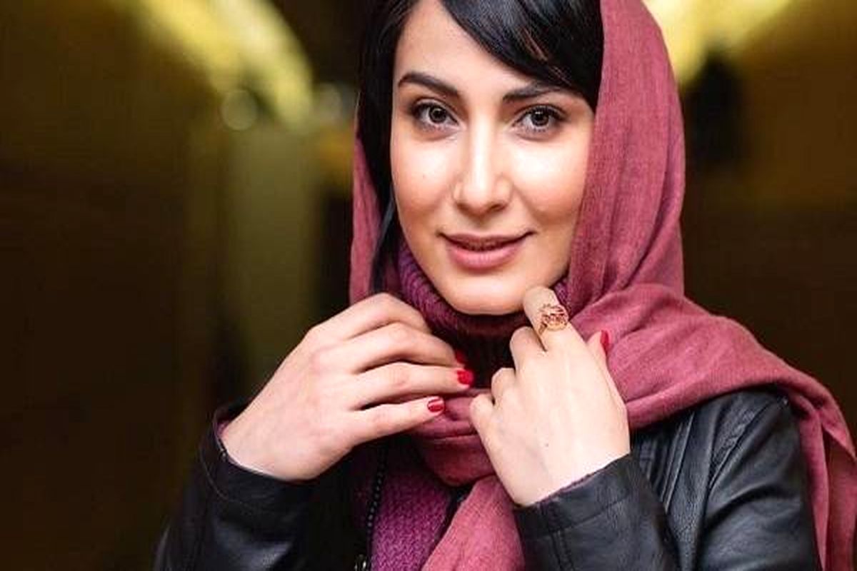 گلین خاتون سریال جیران در حال استراحت در باغ همایونی