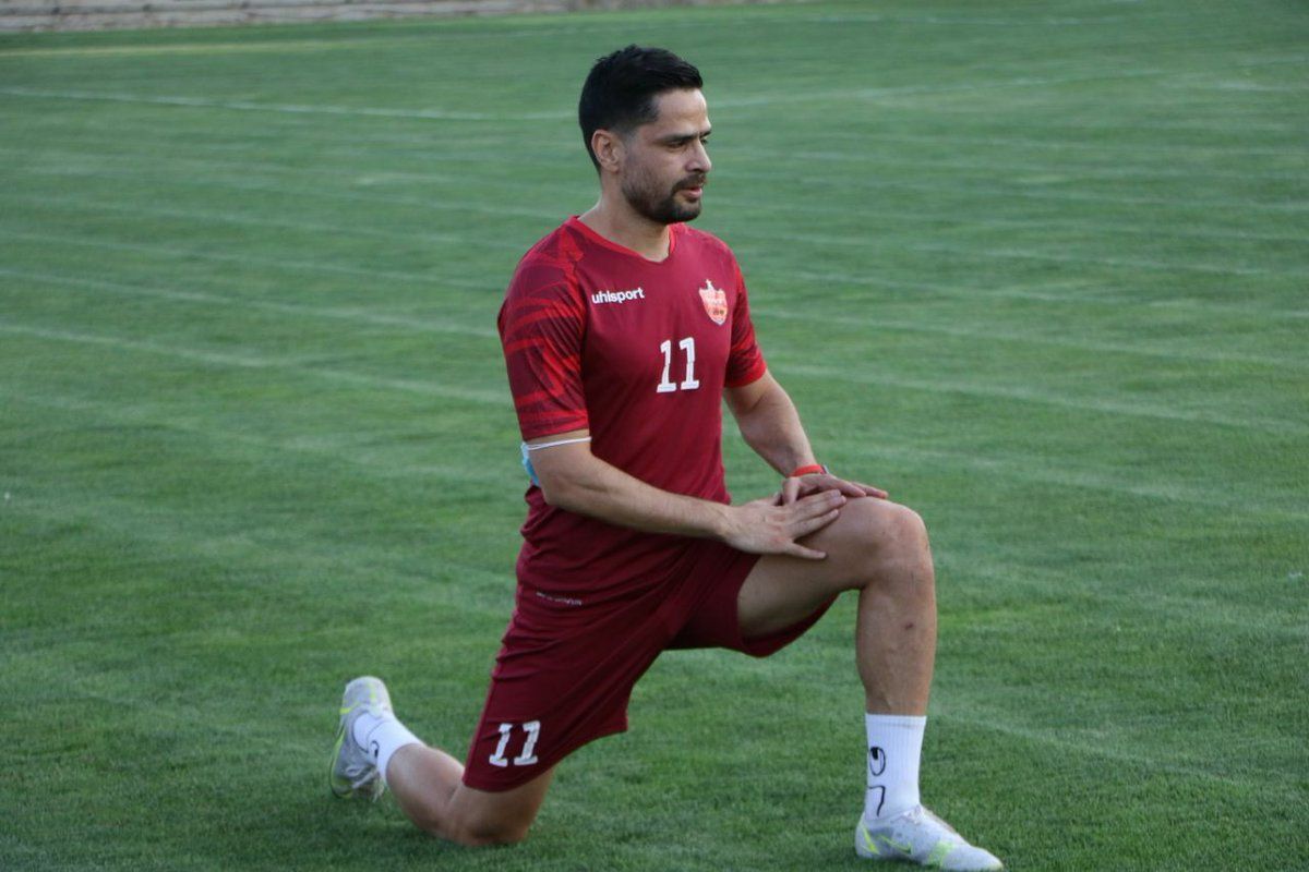 خبر تلخ برای پرسپولیسی ها/ ستاره پرسپولیس از فوتبال خداحافظی می کند