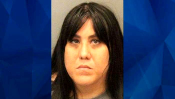 مادر سنگدل دختربچه ۲ ساله‌اش را در وان حمام غرق کرد + عکس