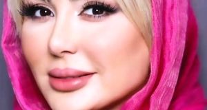 قاب دونفره نیوشا ضیغمی و پوری بنایی در بازارچه خیریه