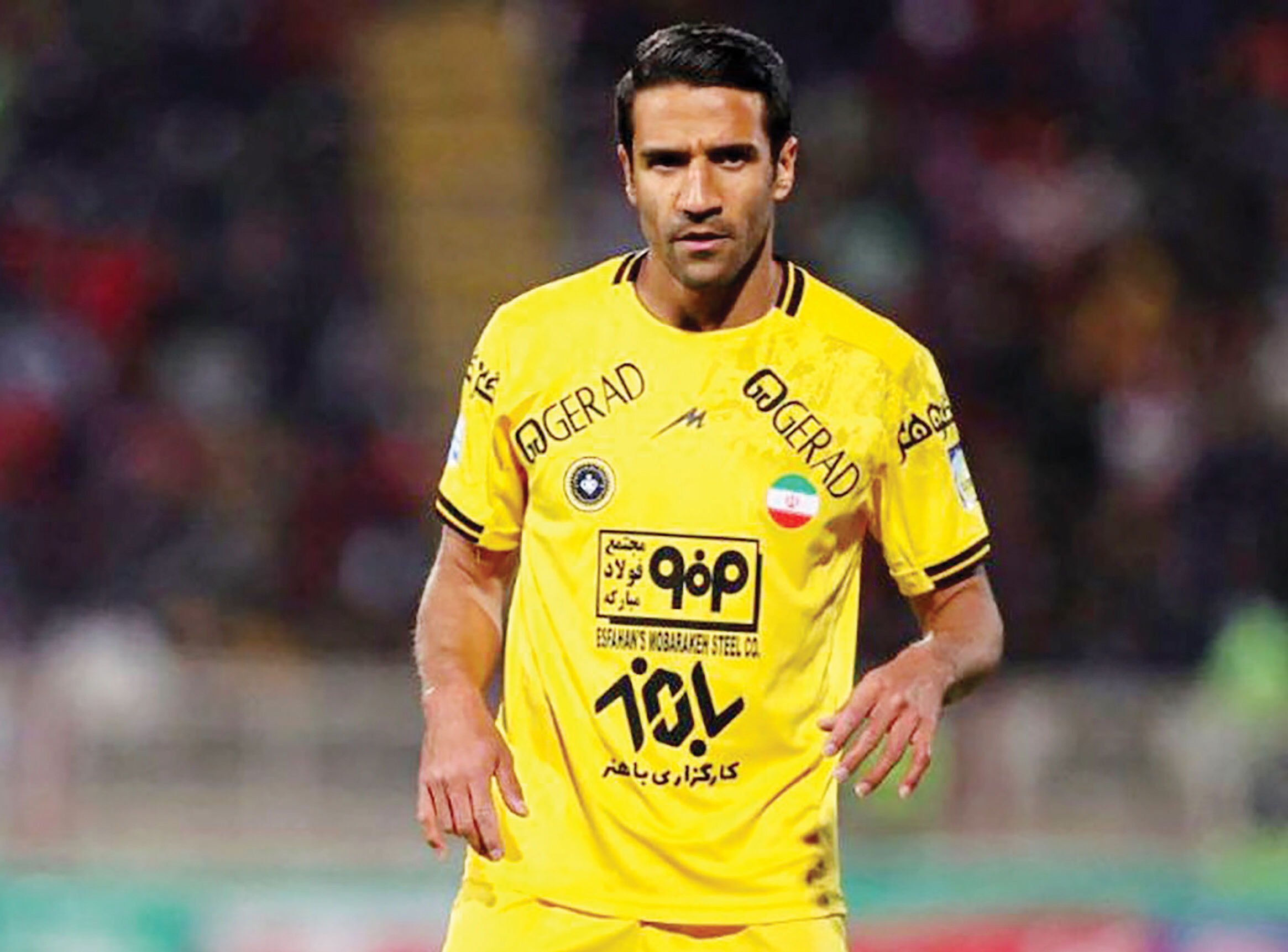 حضور یاغی استقلال در باشگاه پرسپولیس برای عقد قرارداد 