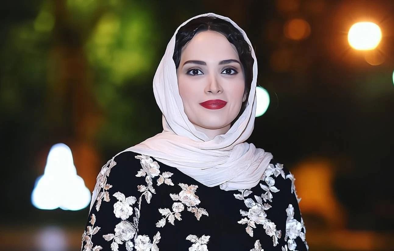  استایل رنگی و بهاری بهنوش طباطبایی/ عکس