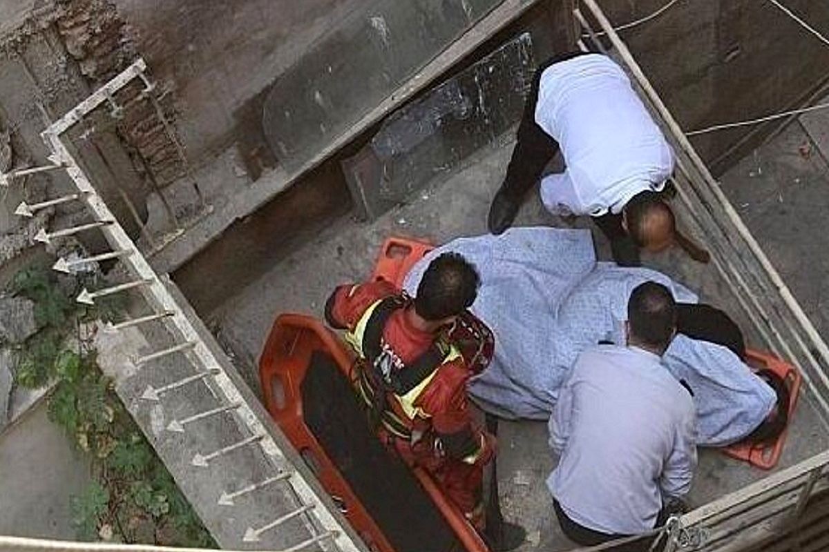 زن جوانی برهنه از طبقه چهارم آپارتمان پرتاب شد /علت چه بود؟
