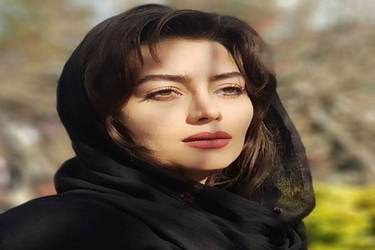 روژان نون خ با لباس شب/ عکس