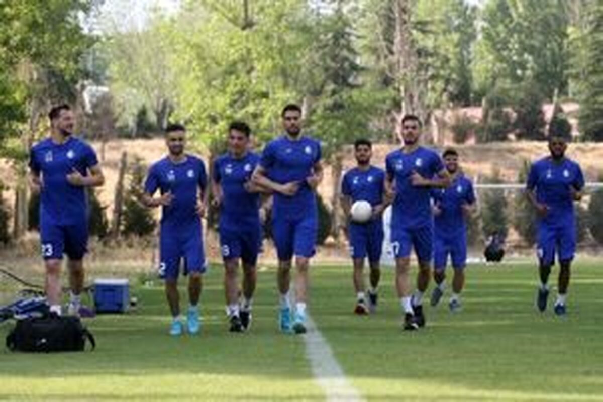 توافق شبانه بازیکن ملی پوش با استقلال