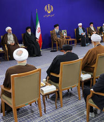 رهبر انقلاب: نامه آیت الله میلانی به امام(ره) در اوایل دهه ۴۰،یک سند معتبر تاریخی است