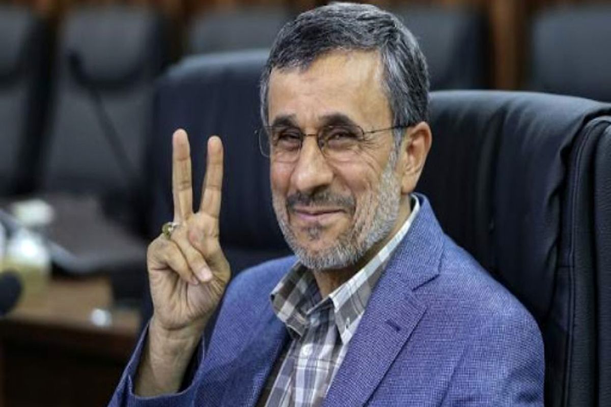 بازدید محمود احمدی‌نژاد از پاسارگاد+ تصاویر