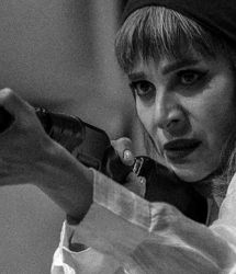 چند نمای کاملا خاص از سحر دولتشاهی در تئاتر شهر