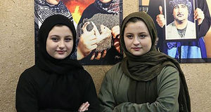 سارا و نیکا پس از «پایتخت» با موهای بلوند/ عکس