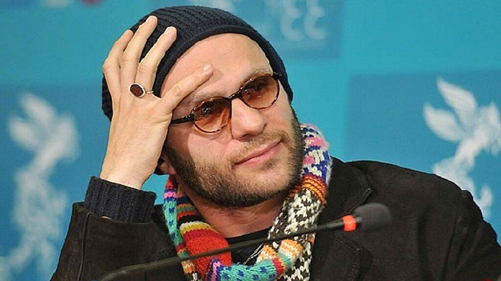 بابک حمیدیان تبدیل به گرگینه شد!