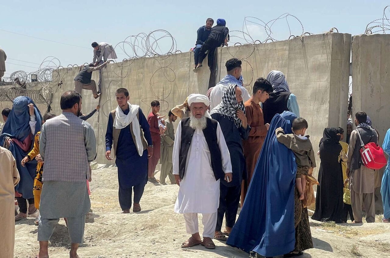 اشتغال قانونی اتباع بیگانه در کشور امکان پذیر شد +جزئیات