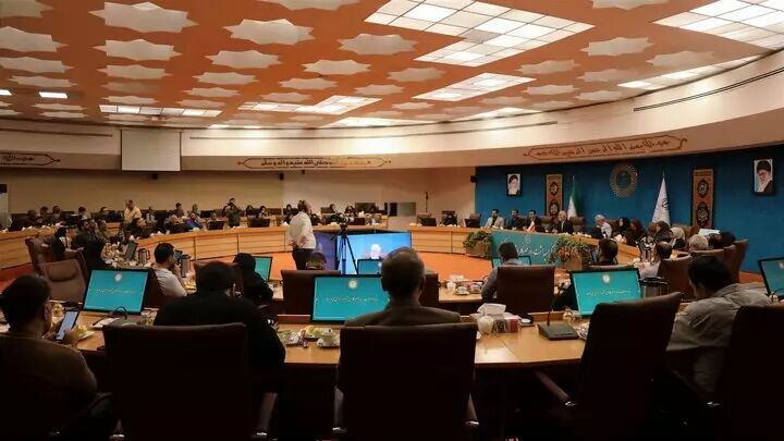 وزیر کشور: بخش مهمی از همبستگی ملی، حاصل روایت‌های خبرنگاران و اصحاب رسانه بود