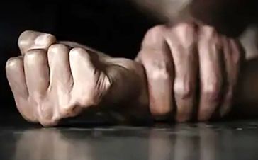 آزار زشت پسری ۱۹ ساله و تحت تعقیب قرار گرفتن سه مرد متجاوز