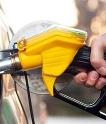 خبر جدید درباره قیمت بنزین