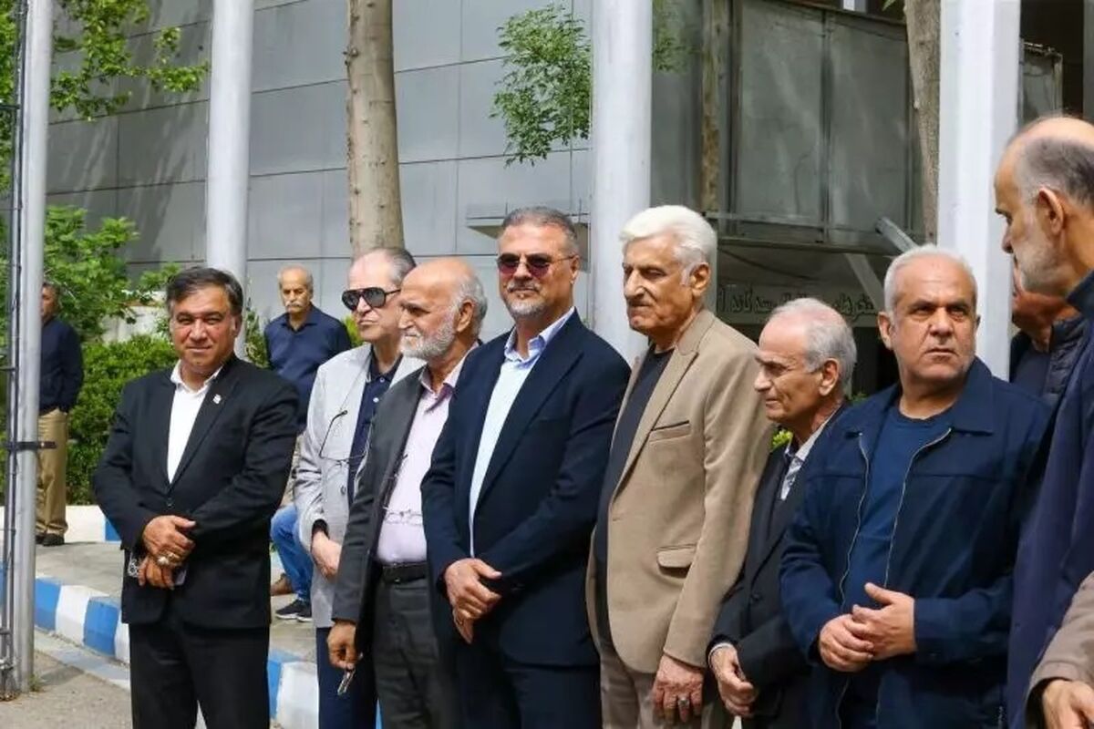 پروژه انتخاب سرمربی استقلال متوقف شد!