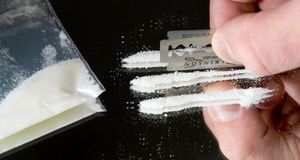 کشف ۷۷ بسته کوکائین از معده یک مسافر در فرودگاه امام خمینی
