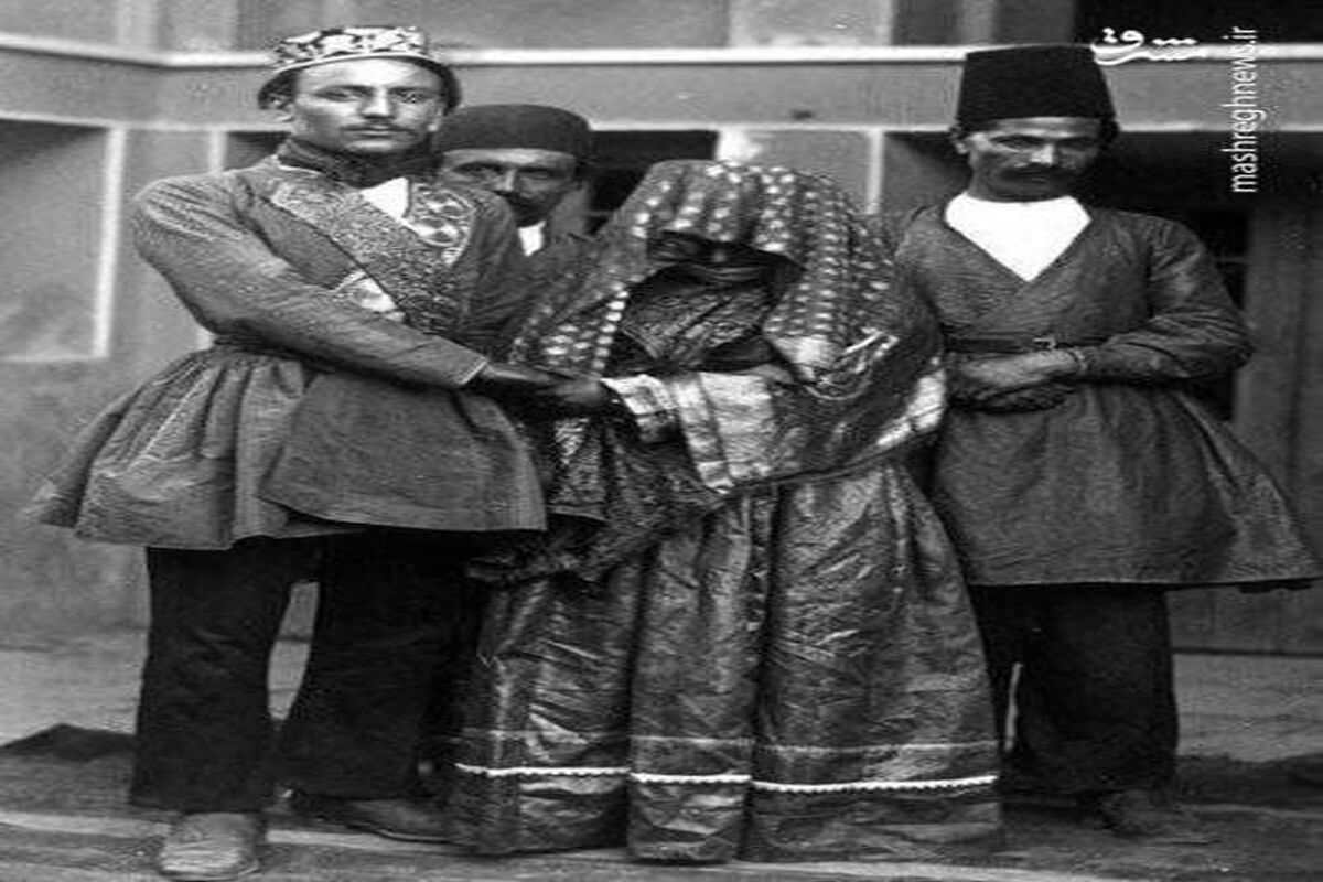 عکسی ناب از یک عروس و داماد در عهد قاجار