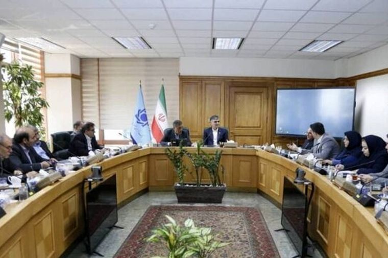 قائم‌پناه: ریل اعتبارات از تهران به سواحل می‌رود؛ تمرکز صنایع آب‌بر در مرکز کشور خطاست