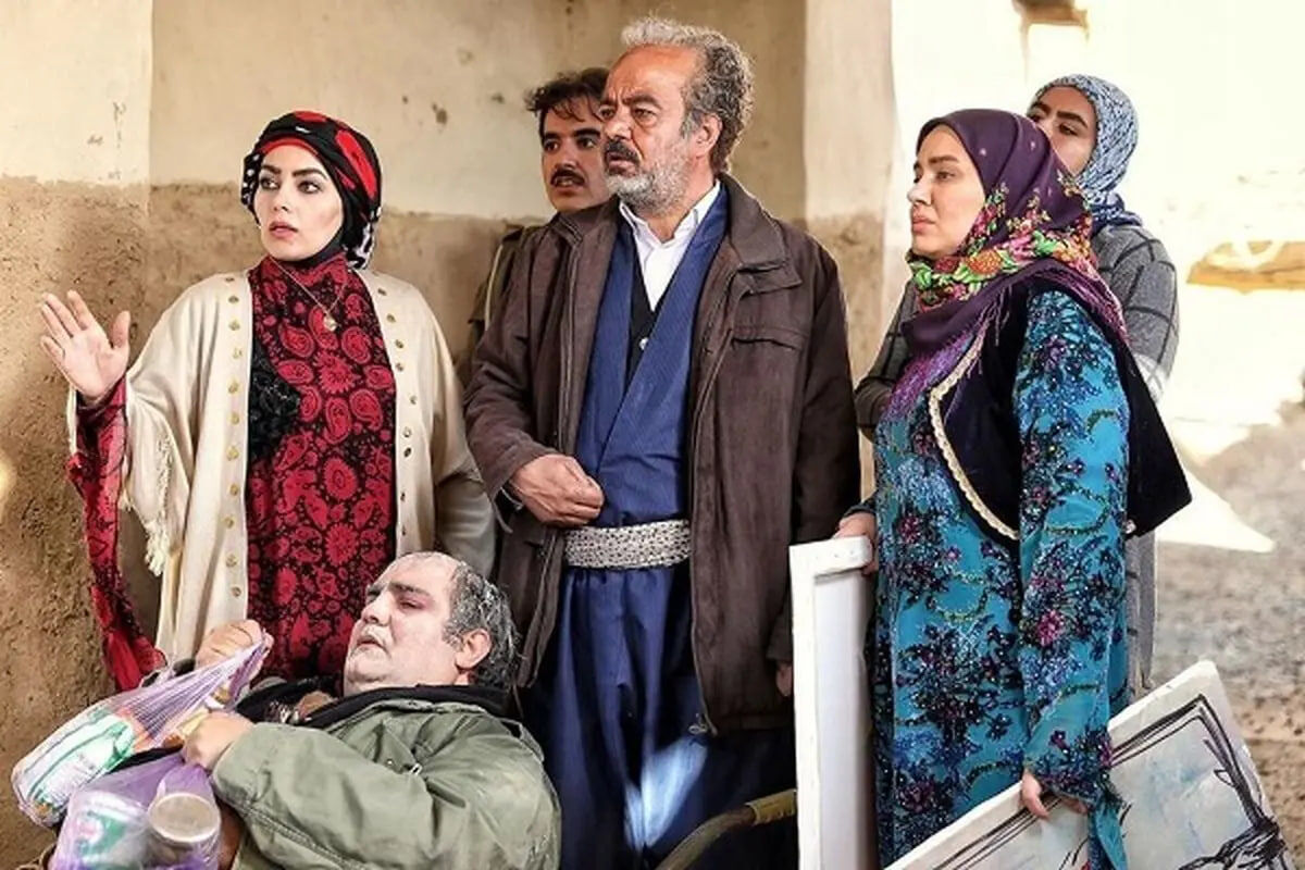عکس جدید روناک «نون خ» در دل دربند