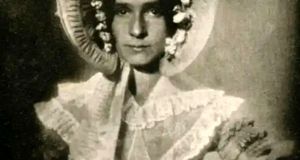 تصویری از اولین پرتره زن در تاریخِ عکاسی