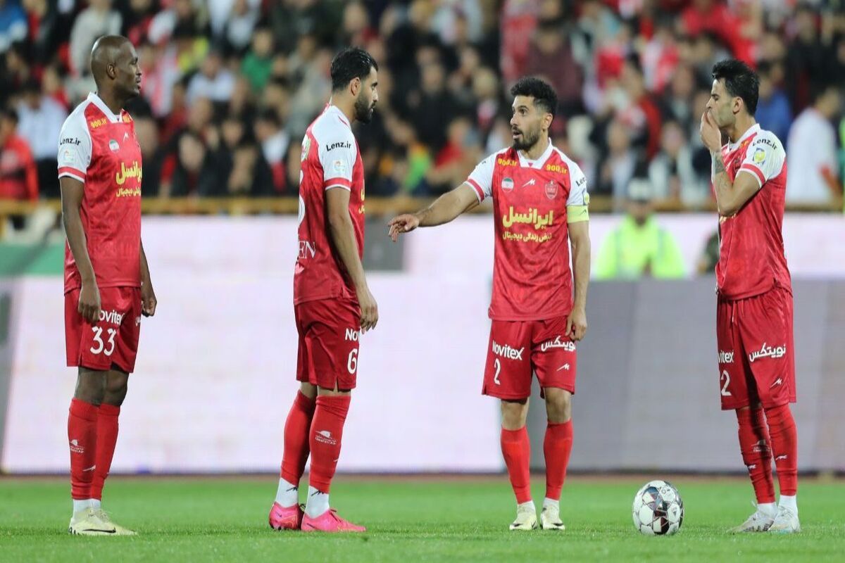 بیانیه خاص صدرنشینی پرسپولیس ضد استقلال!