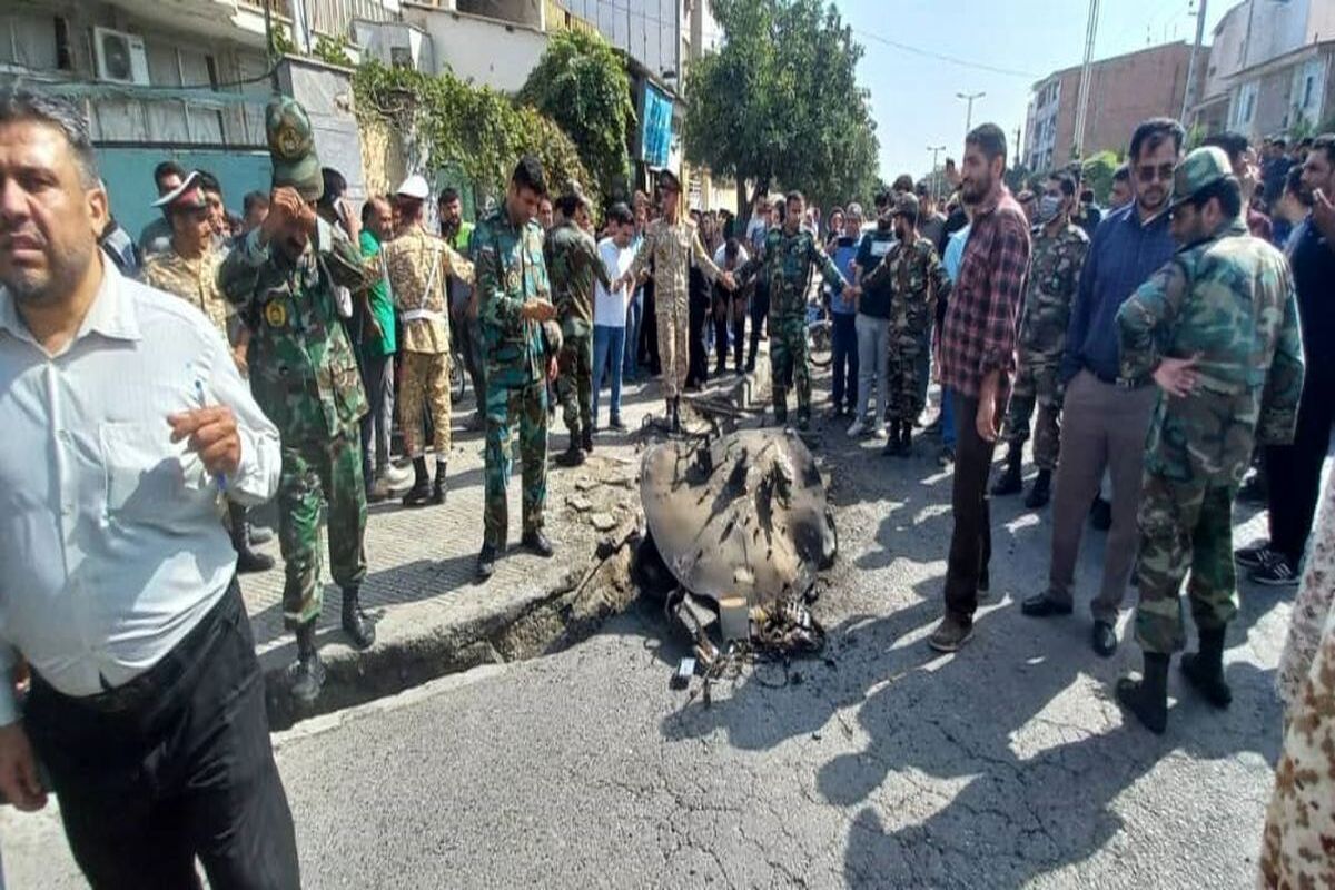 شنیده شدن صدای مهیب در گرگان / سقوط قطعات ناشناخته متعدد در شهر/ حمله پهپادی بوده است؟ + فیلم و عکس
