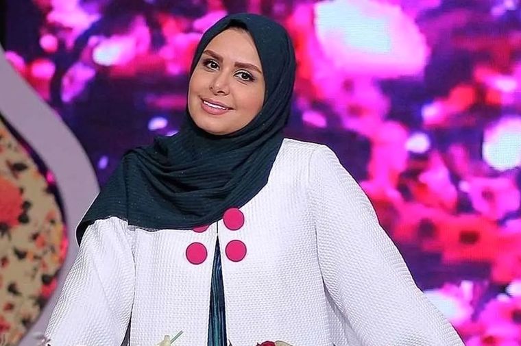 استوری خانم مجری سابق تلویزیون با متن غم‌انگیز