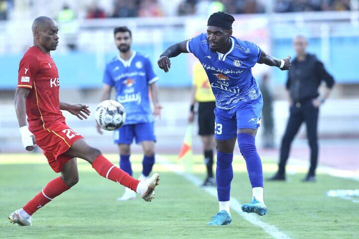 کار سخت استقلال و پرسپولیس برای جذب بیفوما