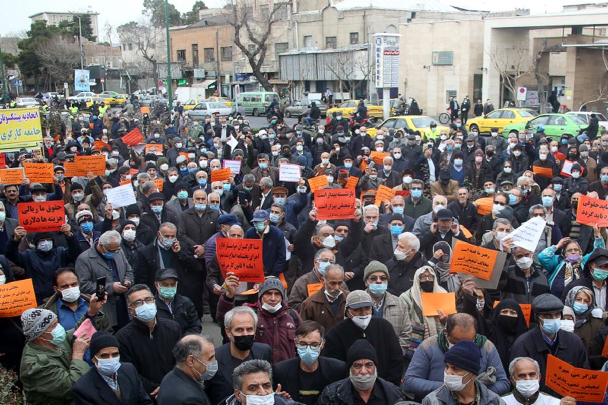 بازنشستگان کشوری و فرهنگی تجمع کردند/خواسته آنها چه بود؟