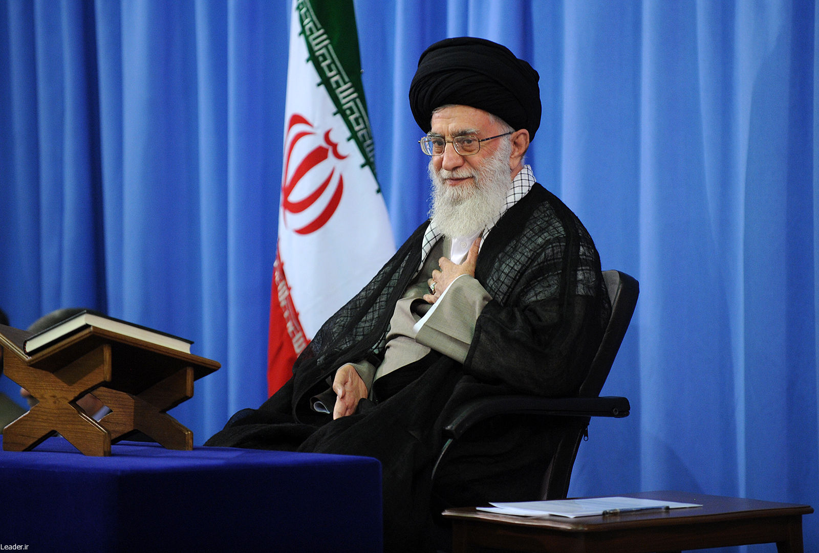 دیدار رهبر انقلاب با شرکت کنندگان مسابقات بین‌المللی قرآن کریم/ دنیای اسلام حتما نابودی غده سرطانی صهیونیست را مشاهده خواهد کرد